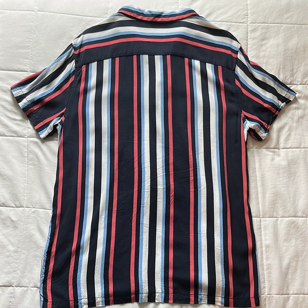 Striped button down shirt - Picture 2 of 3
